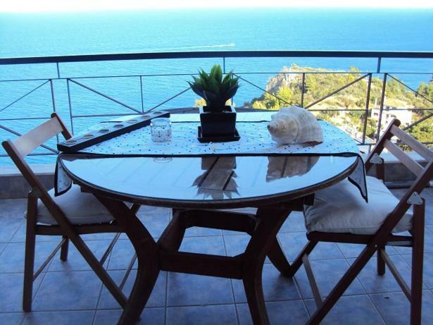 Sea And Sky Infinity Blue Apartment Гитио Екстериор снимка